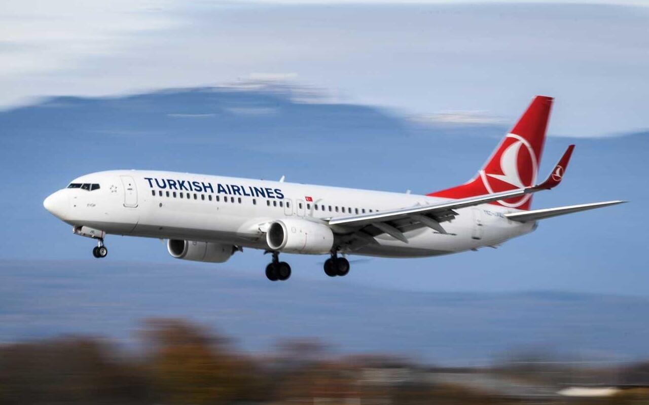 A Turkish airline airplane