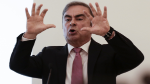 Former Nissan chairman Carlos Ghosn gestures as he speaks during a news conference at the Lebanese Press Syndicate in Beirut, Lebanon January 8, 2020. REUTERS