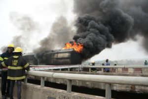 FG close Kara Bridge along Lagos-Ibadan Expressway for integrity tests