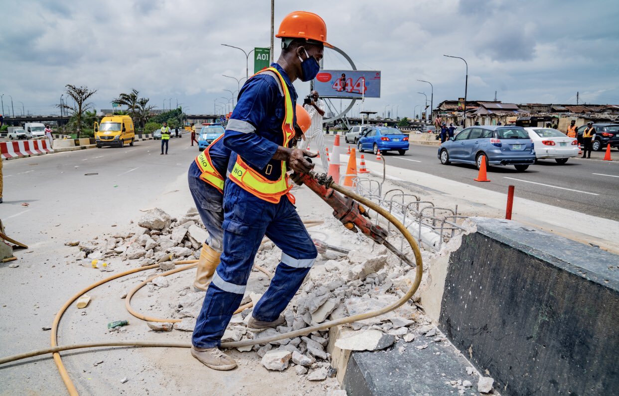 FG to focus on completing existing road projects in 2021- Fashola