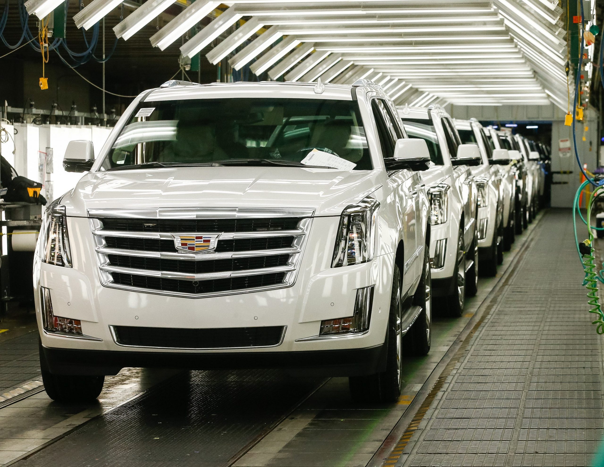 General Motors to return to Canada after deal with auto union